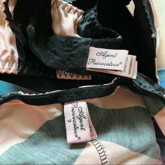 Agent Provocateur Melody Basque Striped Bra Pantie Set - Picture 9 of 9